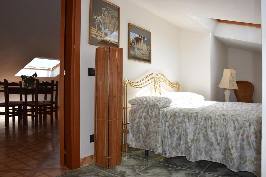 Appartement La Petite Maison à Cefalù Chambre photo
